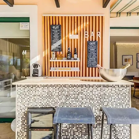 107-exclusive With Pool, Elviria, Marbella