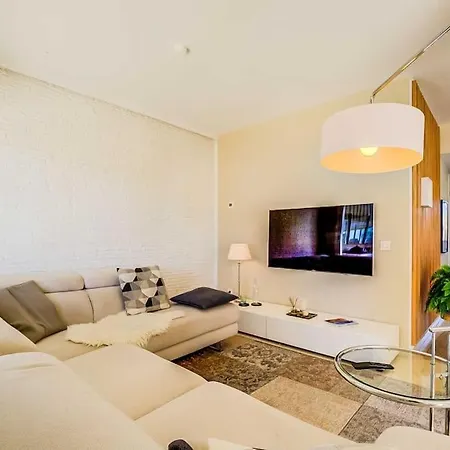 107-exclusive With Pool, Elviria, Apartment