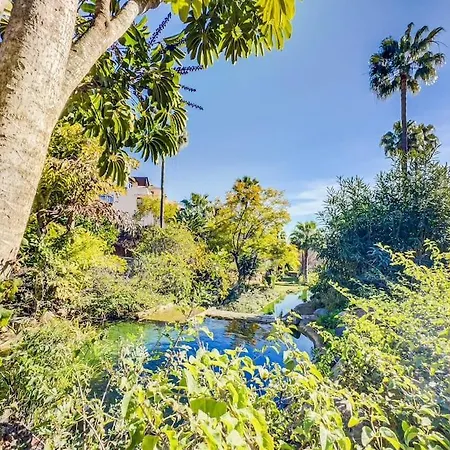 107-exclusive With Pool, Elviria, Apartment